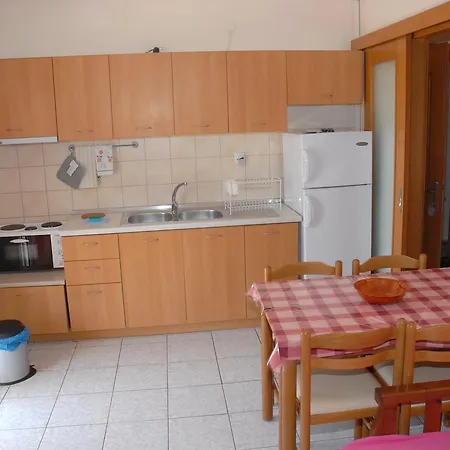 Anestis & Apartament PalaiónTsiflíkion