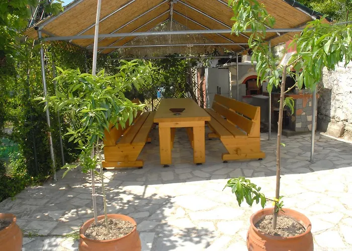 Anestis & PalaiónTsiflíkion