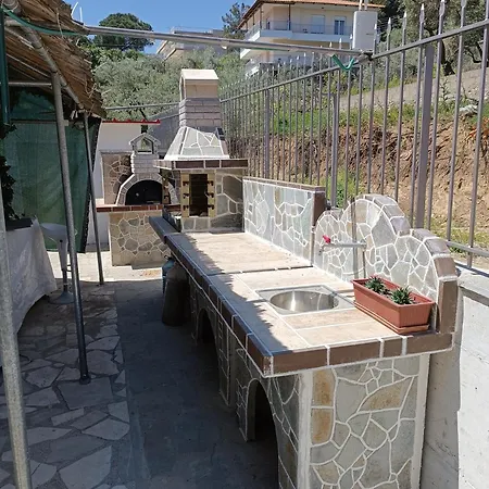 Apartmán Anestis & *