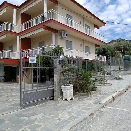 Anestis & PalaiónTsiflíkion