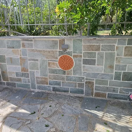 Apartmán Anestis & *