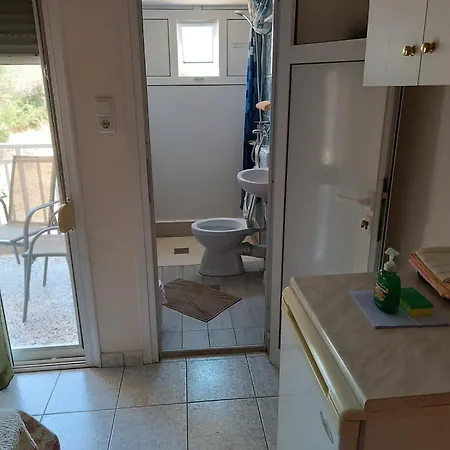 Apartmán Anestis & *