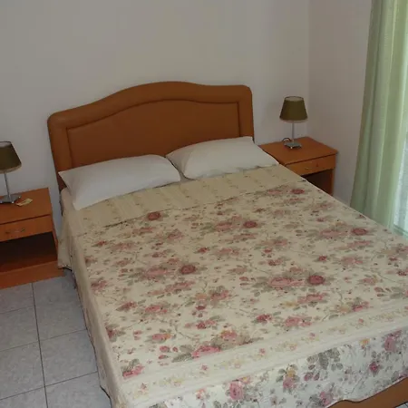 Anestis & Apartmán *