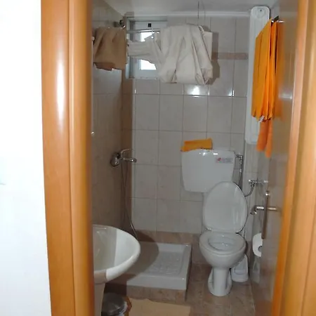 Anestis & * PalaiónTsiflíkion